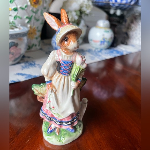Fitz & Floyd Old World Rabbits Salt & Pepper Shakers Classics - Picture 7 of 9